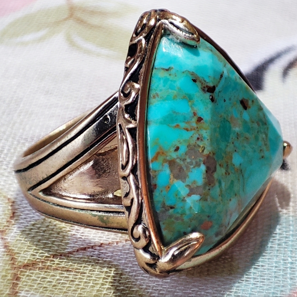 BARSE Triangle Gemstone Turquoise? Ornate Heavy Oversized Ring Brass Size 8 - Picture 7 of 9